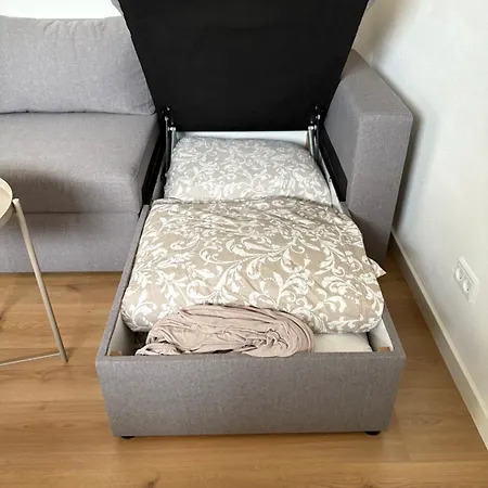 Living - By Viktorija Billund